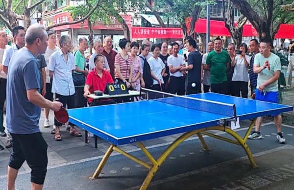 正中优配 重庆渝北: 双凤桥街道解锁体育竞技与健康知识的跨界碰撞
